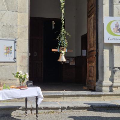 La cloche prête pour son baptème