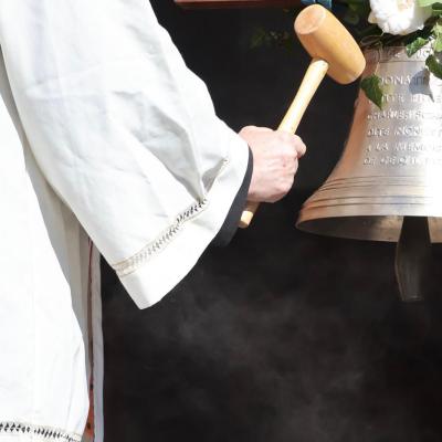 Premiers sons de cloche